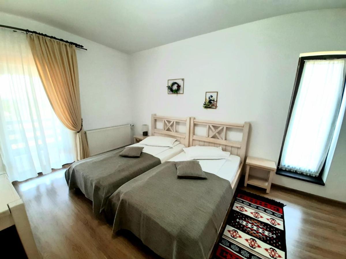 Dor De Casa Doljesti Exterior foto