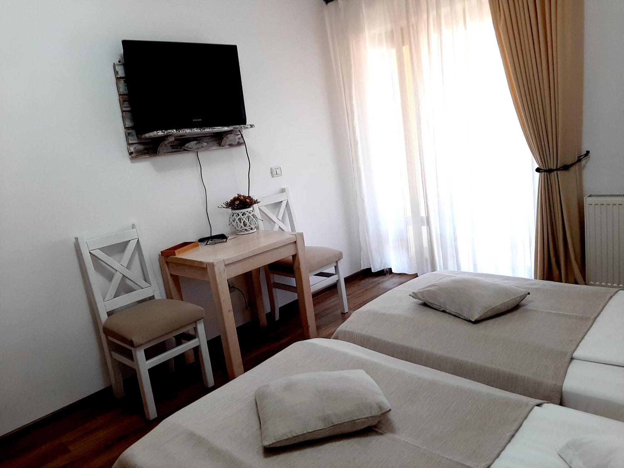 Dor De Casa Doljesti Exterior foto