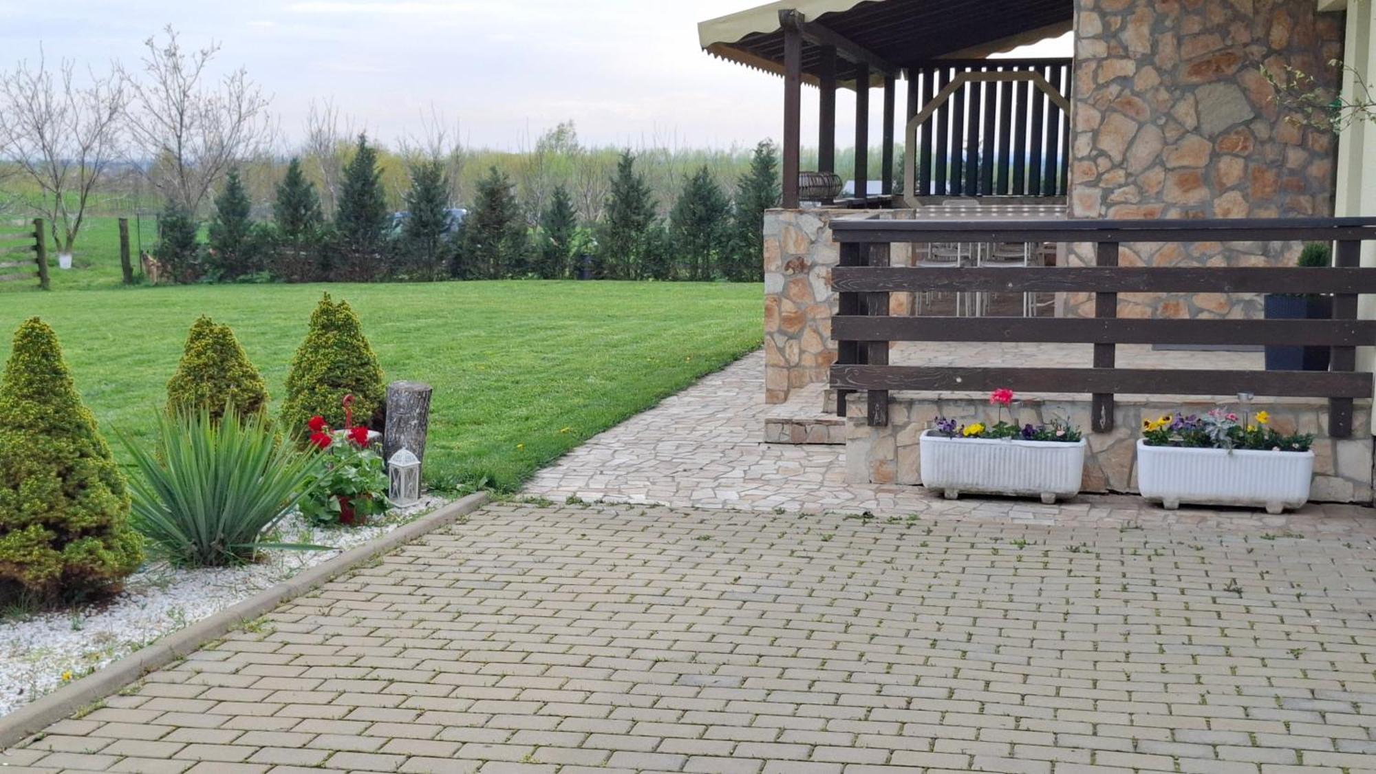 Dor De Casa Doljesti Exterior foto