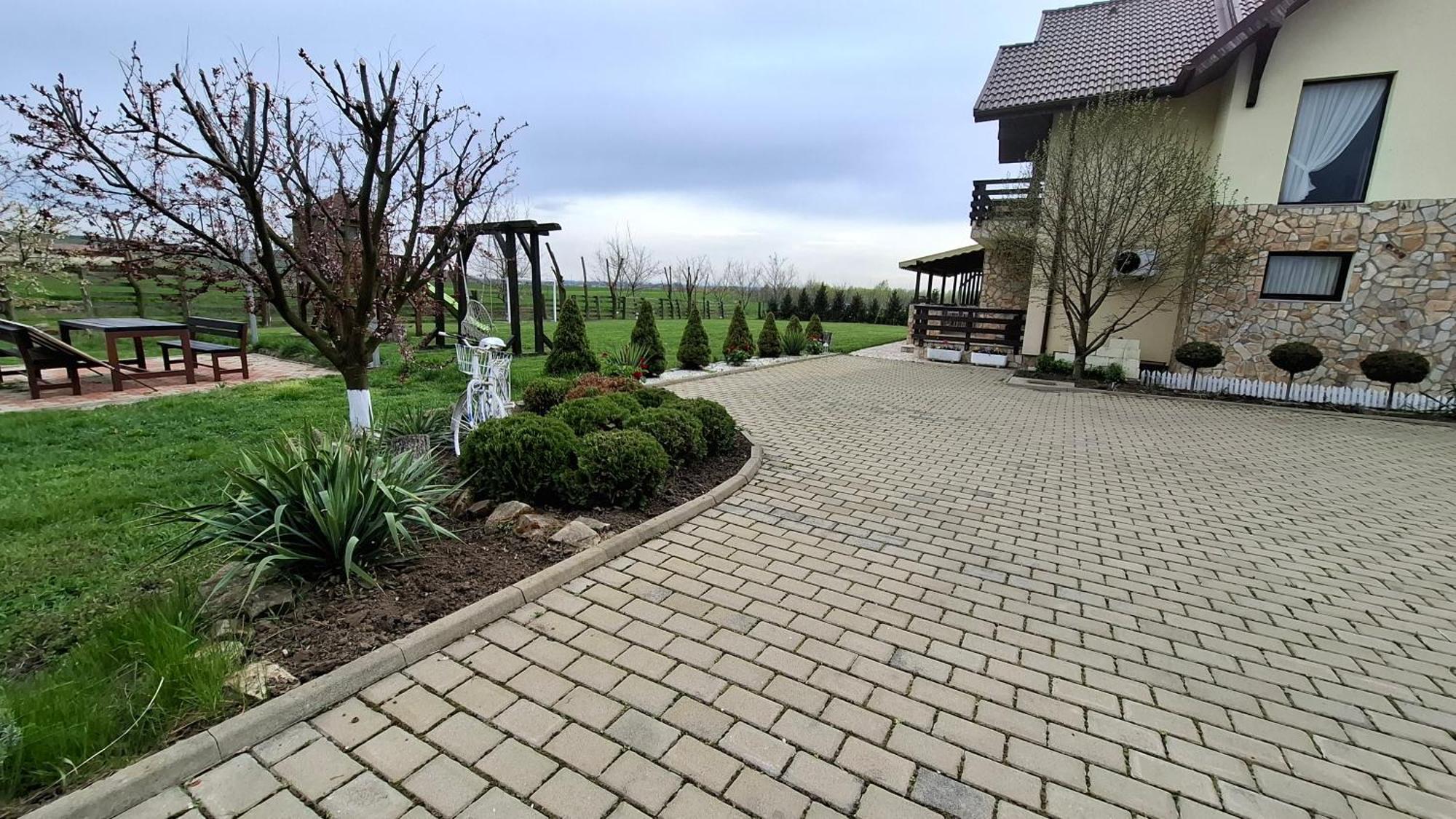Dor De Casa Doljesti Exterior foto