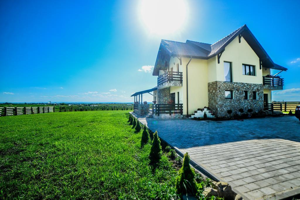 Dor De Casa Doljesti Exterior foto